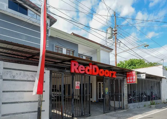 Reddoorz @ Kratonan Solo Hotel