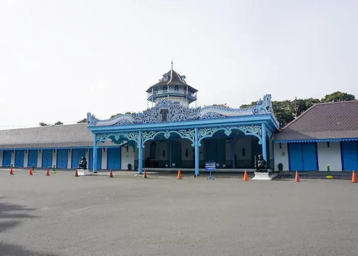 Spot On 91908 Hotel Wigati Surakarta 